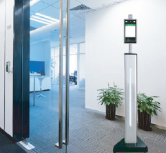 アクセスコントロール＆サーマルAIカメラ