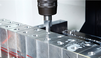 油圧部品『マニホールドブロック』