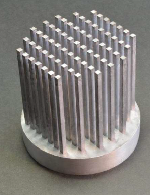 【事例紹介】複雑形状のダイカスト加工