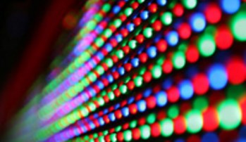 代替照明や信号機やテレビにも活用！『LED実装基板』