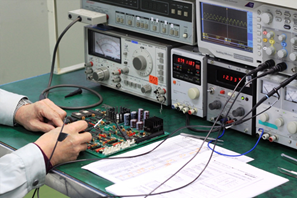 仕様書・回路図のない製品の基板修理