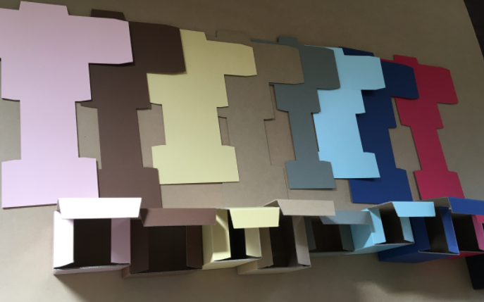 特注紙箱 B2型(キャラメル箱)