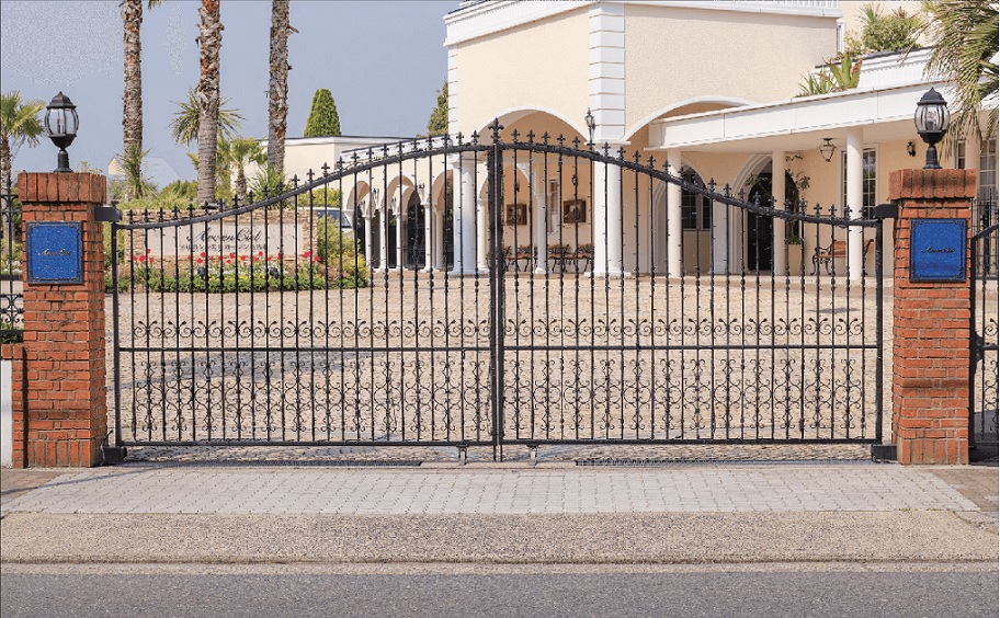 ロートアイアン　ロートアルミ 大型門扉