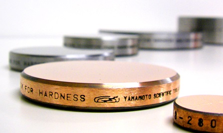 ISO・JIS準拠　試験機管理用『硬さ基準片』