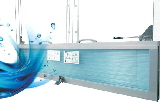 軽量パネル止水板『フラッドセーフライト』