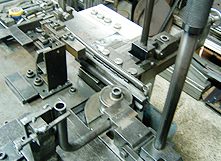 曲げ加工サービス