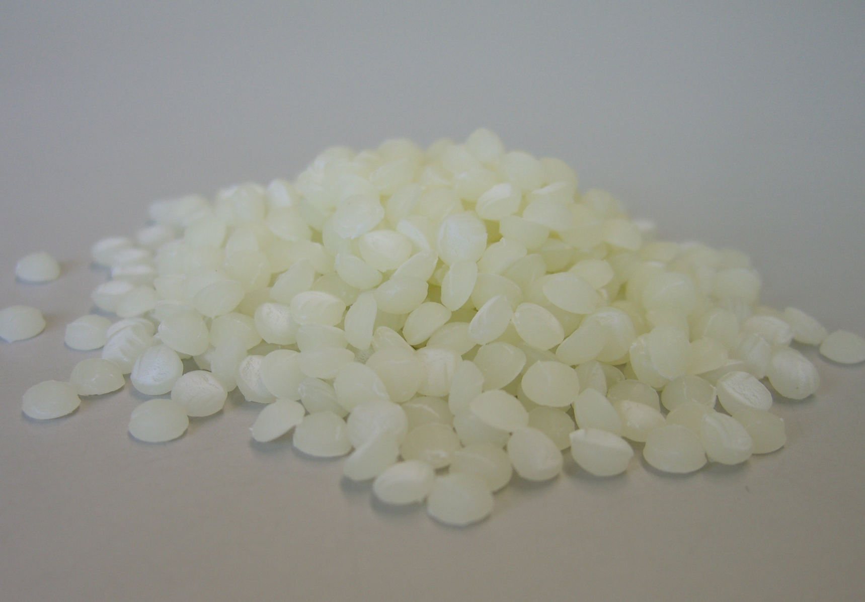 デンプン系バイオマスプラスチック