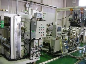 スリーブタッチ成形装置