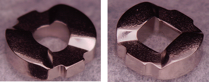 鉄鋼の携帯電話部品（1.4mm）加工事例　