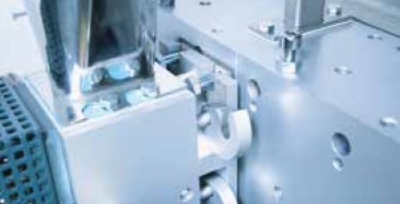 二軸押出機】研究用 ZSK Mc18 | コペリオン - Powered by イプロス