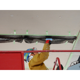3.接合部CFシート含浸作業.jpg