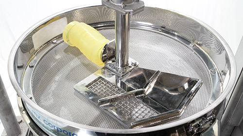 乾湿両用】解砕機構付振動ふるい機『つばさ』※動画公開中！ | ケイエス