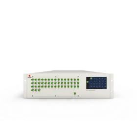santec-OSX-100-光スイッチ-19インチフルラック-ディスプレイ有-正面.jpg