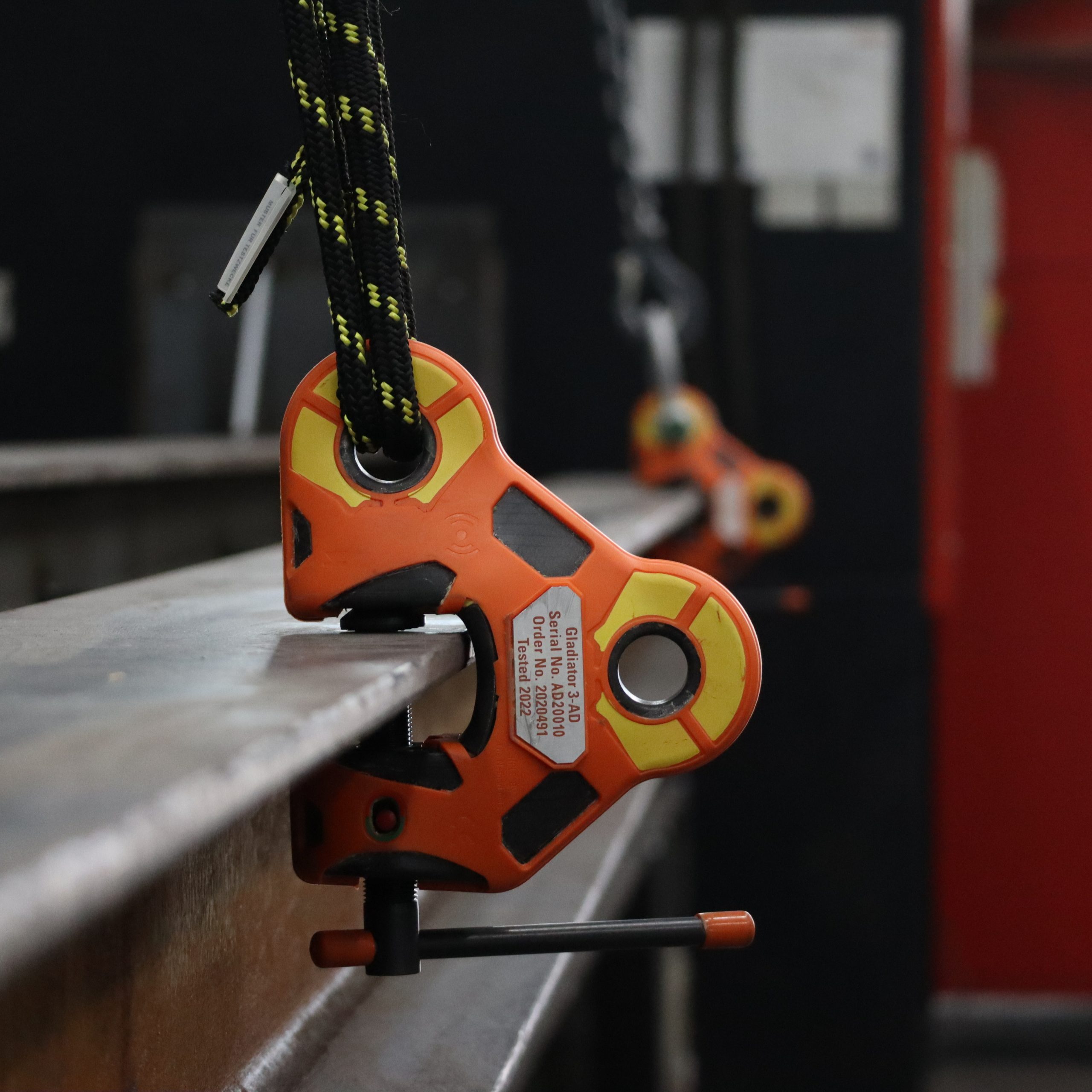 スパンセット社】ねじ式全方向吊りクランプ『Gladiator』 | ルッド