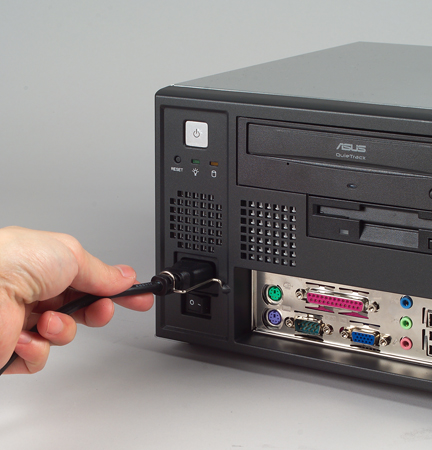 ATXマザーボード対応シャーシ】IPC-7120 | アドバンテック - Powered