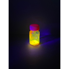 Lumicolor Yellow(作・父)_BL照射(MEK).jpg