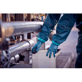 AlphaTec 58-001 Green with AlphaTec 4000 Green Oil and Gas Application - Handling Container 2.jpg