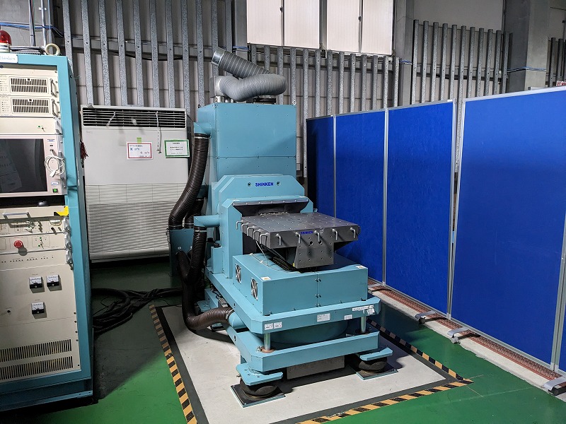 IEC 60068-2-64 広帯域ランダム振動試験 | 日本ビジネスロジスティクス