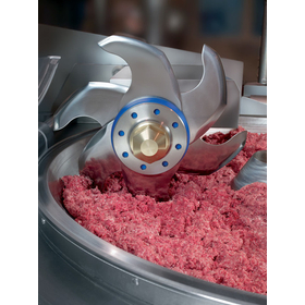 GEA-CutMaster-knife-head-cutter-in-use-minced-meat.jpg